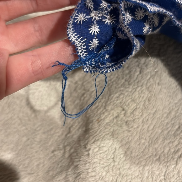 Blue blouse - Picture 2 of 7